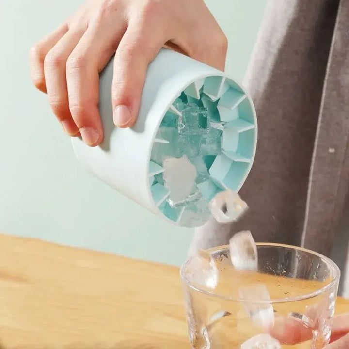 Silicone Ice Cube Mold & Bucket